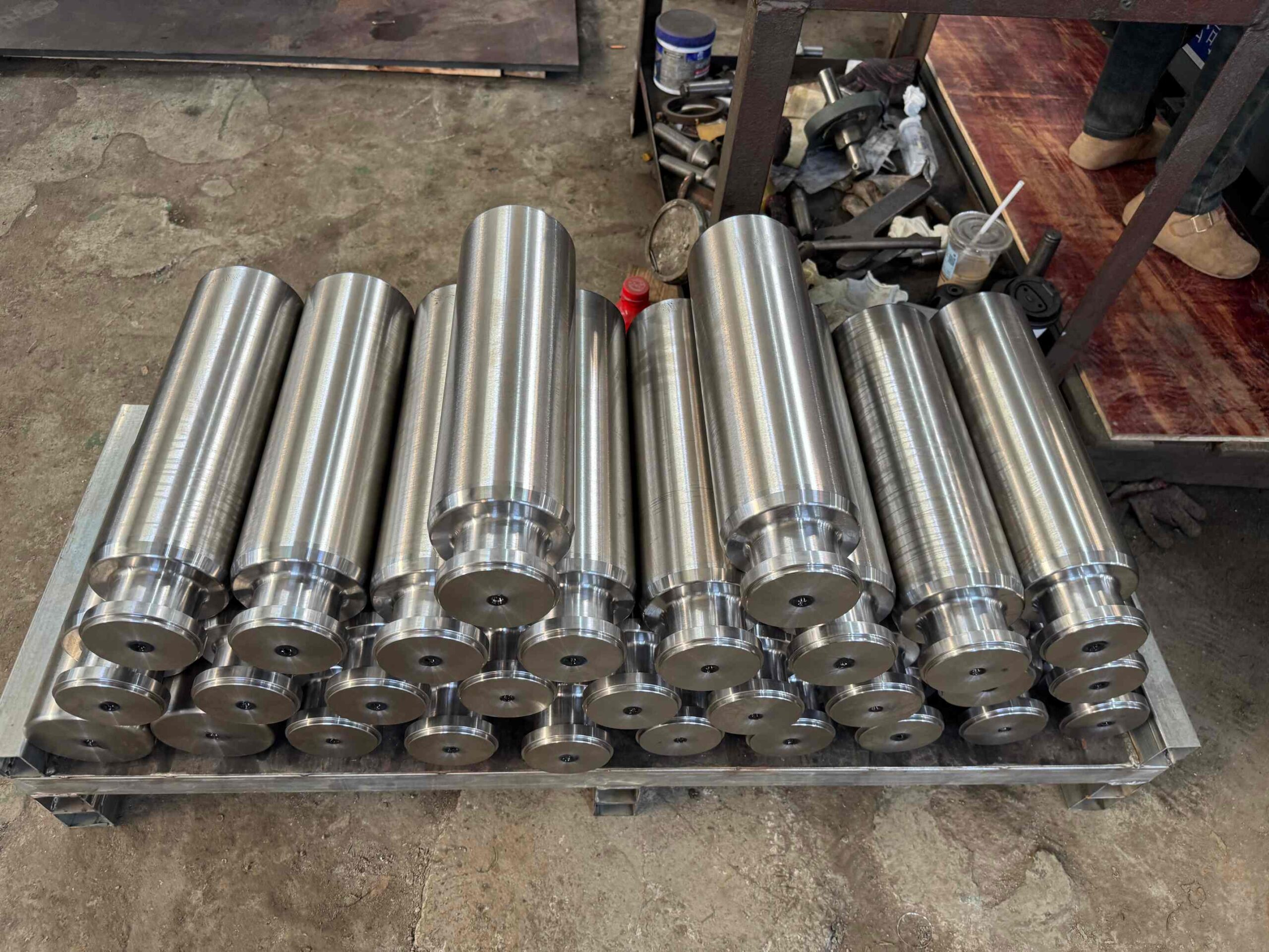 Corrosion-Resistant Nickel Alloy Plungers for Acidizing & Fracking (4″ to 5″)